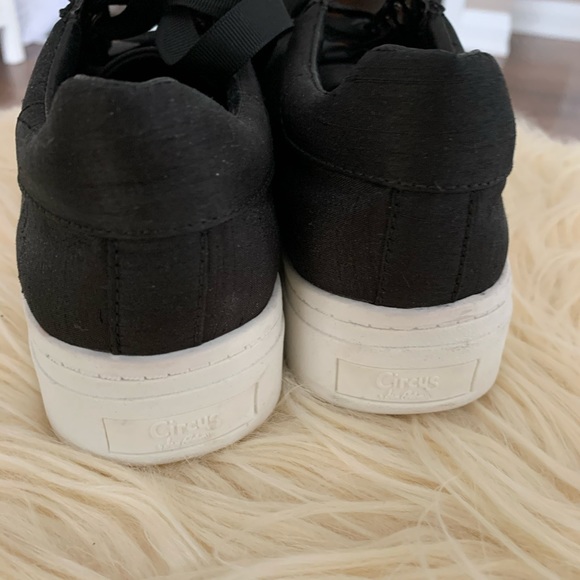 Sam Edelman lace up sneakers - Picture 5 of 5